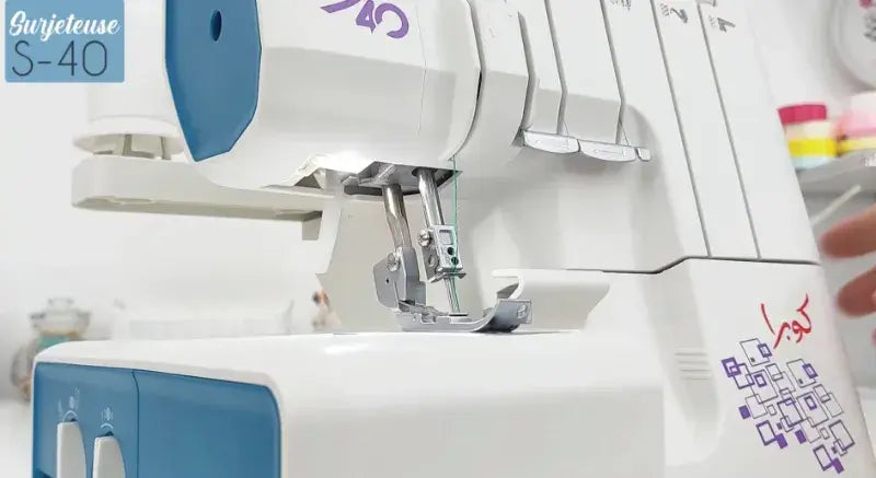 Surjeteuse S-40 آلة السرفلة