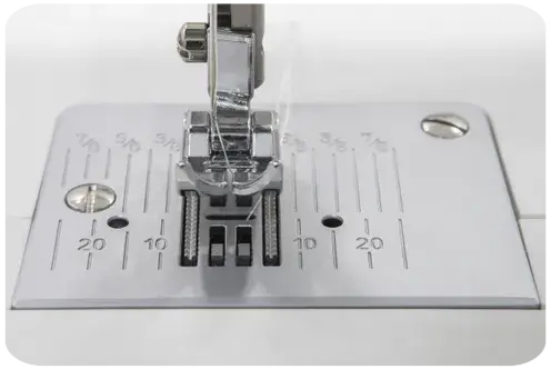 Machine a coudre 1740-V