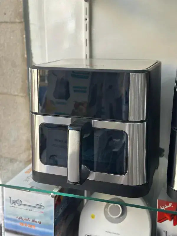 Air fryer 10 l moderne en acier inoxydable et noir avec design rectangulaire élégant