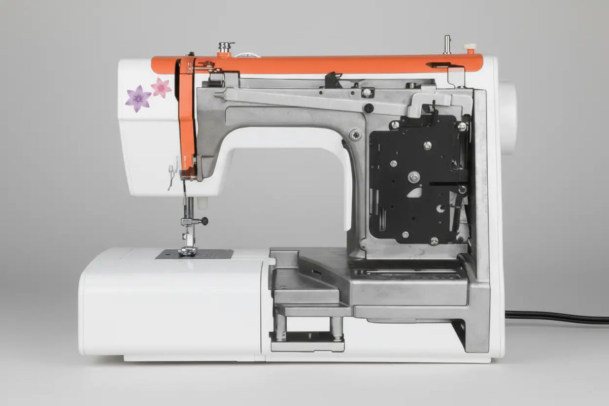 Machine à coudre 2321-v blanc et orange avec décor floral latéral pour couture à domicile