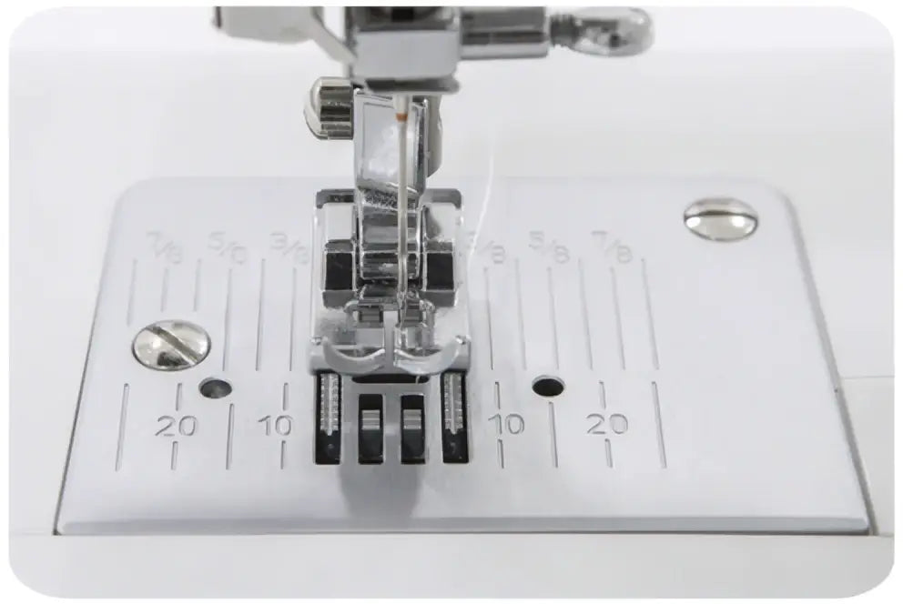 Presser foot blanc en métal argenté avec guides de points numérotés pour machine à coudre 2321-v