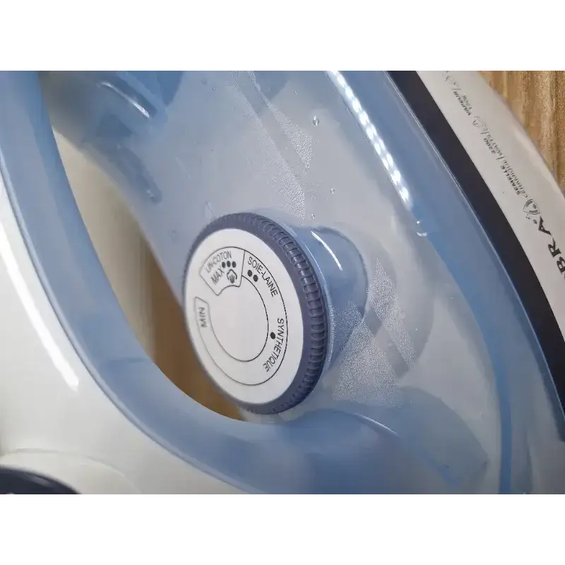 مكواة كهربائية 2200 واط Fer à repasser 2200 watt - Cobra