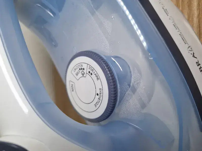 Mécan électrique 2200 watt fer à repasser bleu et blanc avec cadran texturé pour réglage de température