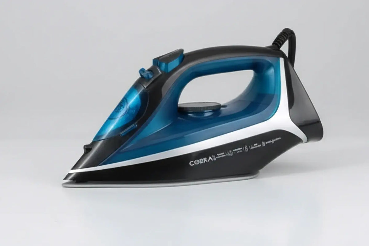 Fer à repasser cobra vapeur 2200 watts design noir bleu et argenté pour un repassage efficace et élégant