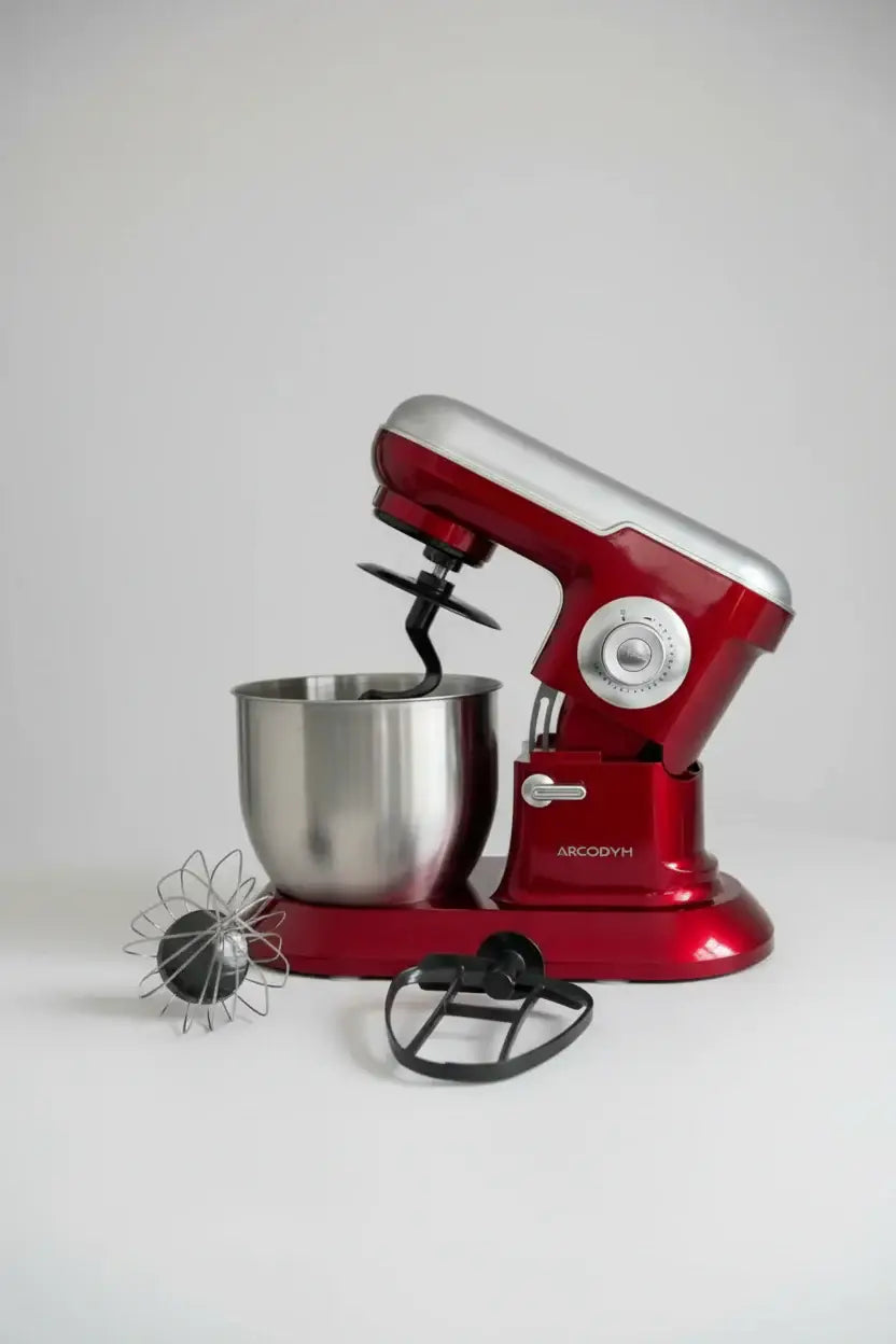Pétrin 1600 watt mixeur sur socle rouge et argent avec bol en acier inoxydable pour pétrir la pâte